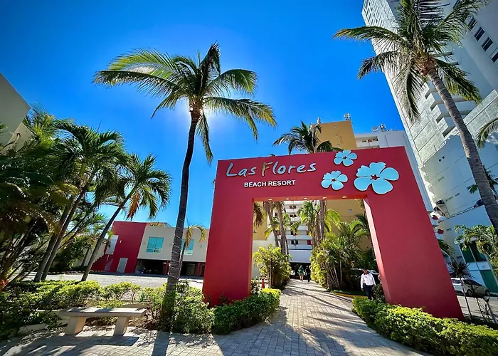 Cheap hotel: Las Flores Beach Resort