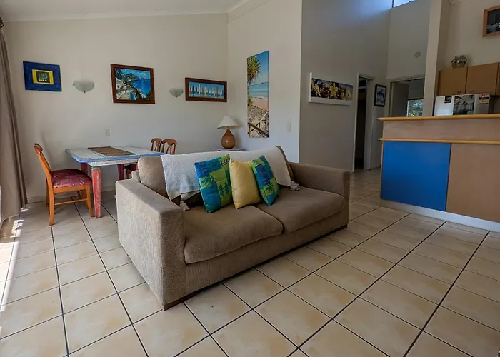 Noosa Parade Holiday Inn