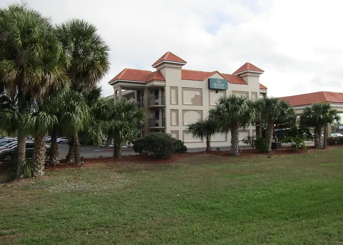 Cheap hotels Quality Inn & Suites Kissimmee Near Main Gate