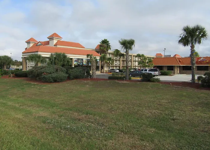 Cheap hotels Quality Inn & Suites Kissimmee Near Main Gate