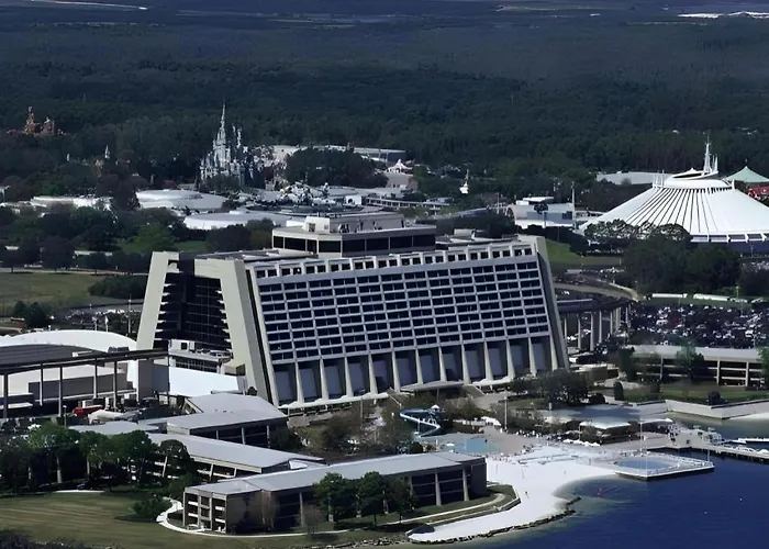 Luxury hotel only: Disney'S Contemporary Resort