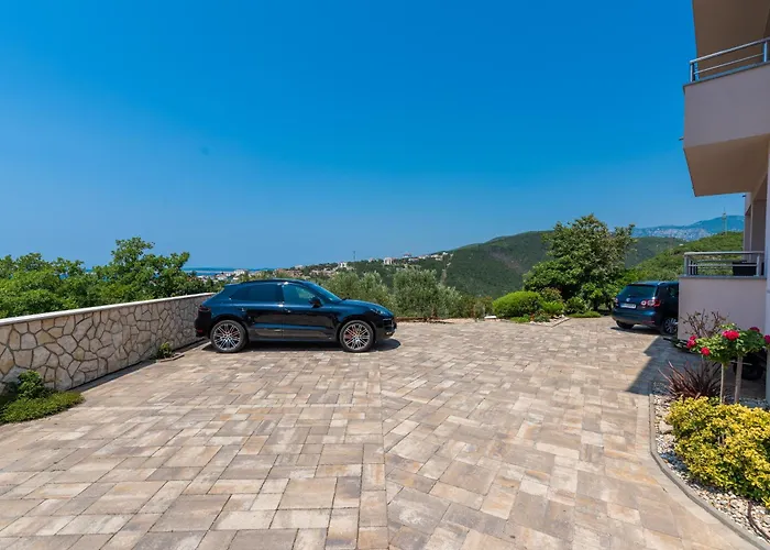 Villa San Antonio s By Aneo Travel