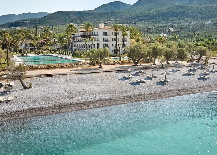 Beach hotel: Grecotel Filoxenia Hotel