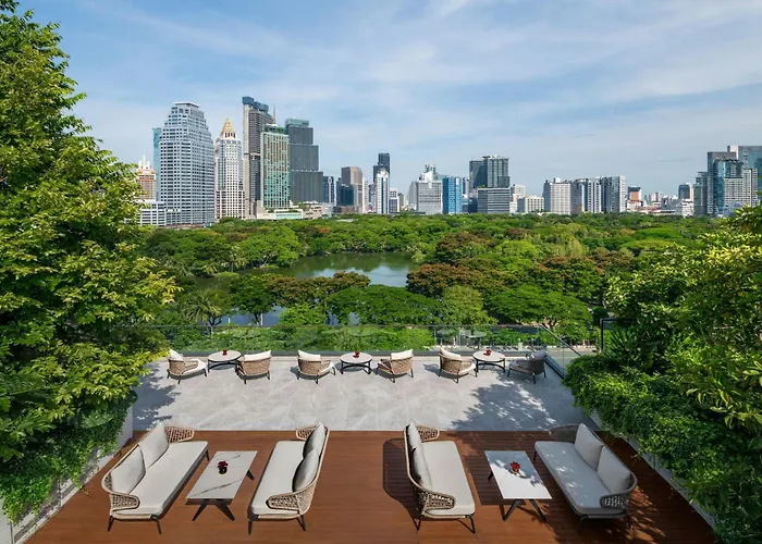 Ritz-Carlton,