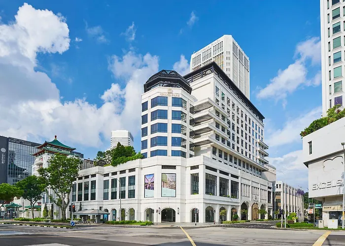 Dog friendly hotels Grand Park City Hall