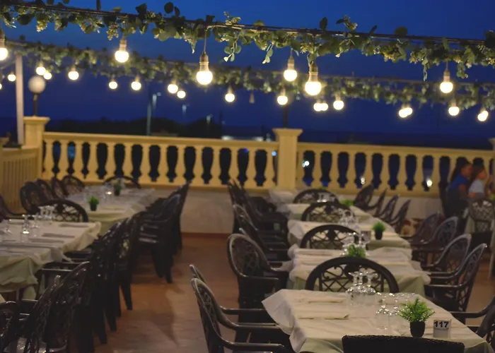 Albergo centrale: Hotel Incontro