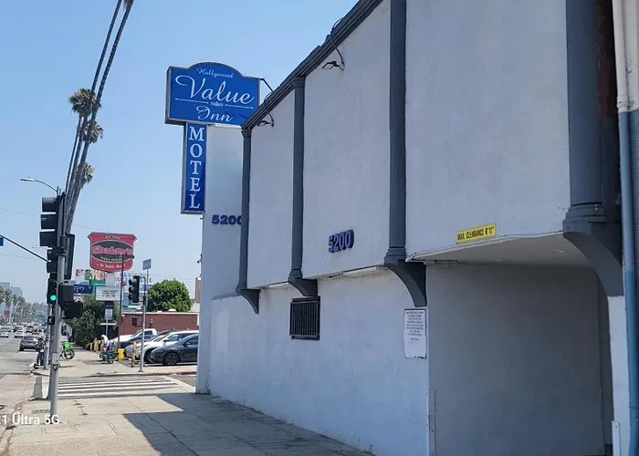 Cheap hotels Value Inn Hollywood