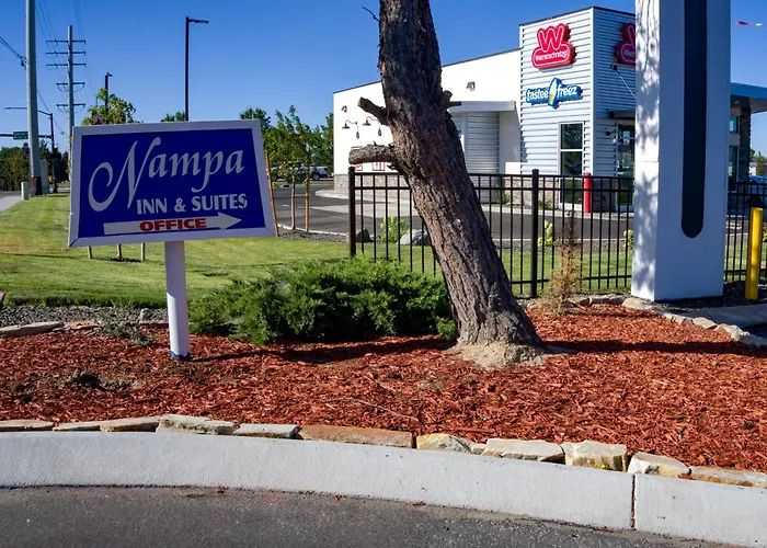 Hotel: Nampa Inn & Suites