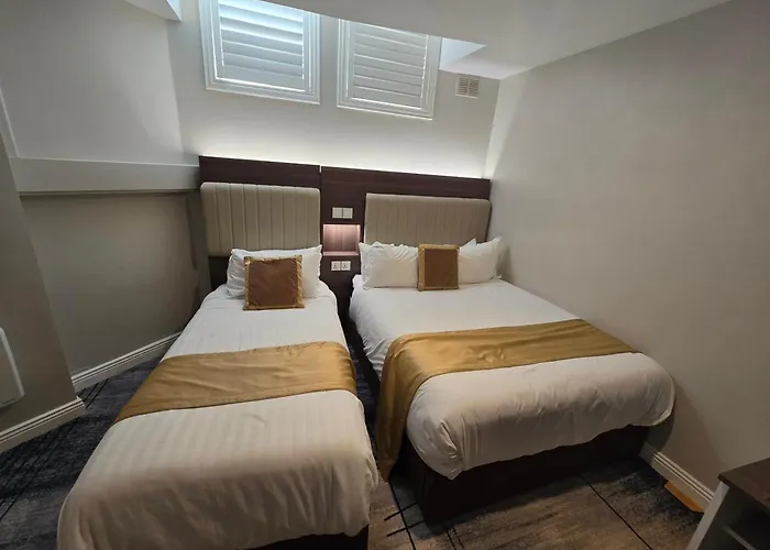 Pension Guide Double Bedroom Studios