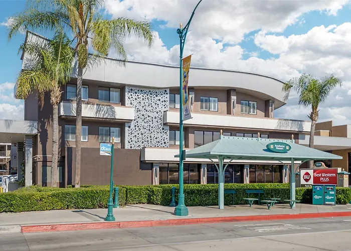 Best Western Plus Park Place Inn - Mini Suites