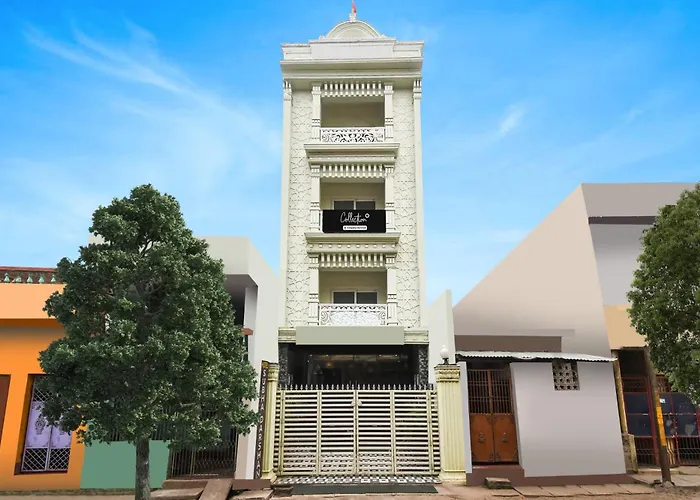 Super Collection O Paschim Dwar Near Jagannath Temple Formerly Subhadarshan