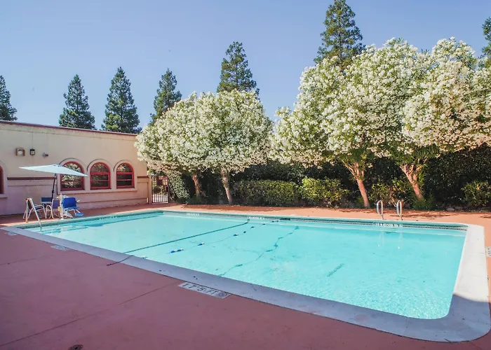 La Hacienda Silicon Valley