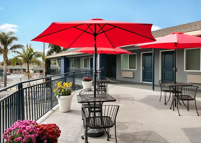 Torch Lite Inn At The Beach Boardwalk