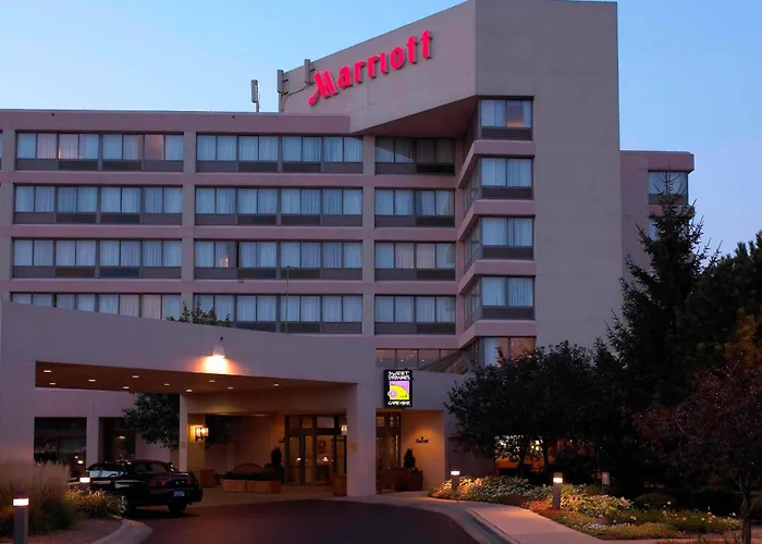 Boutique hotel only: Detroit Marriott Livonia