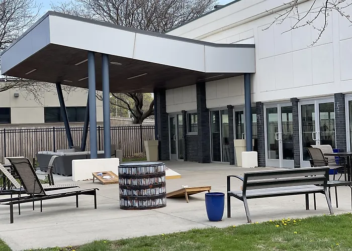 Boutique hotel only: Doubletree By Hilton Omaha Southwest, Ne