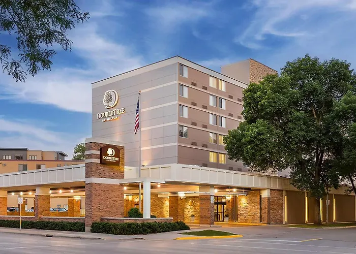 Doubletree By Hilton Madison Downtown