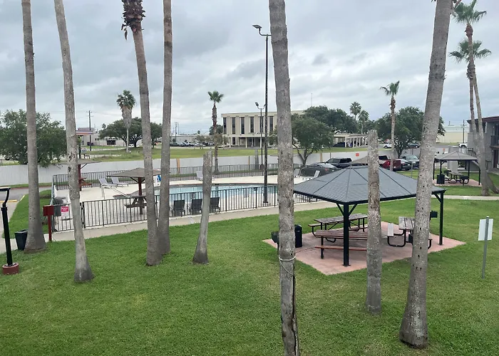 Red Roof Inn Corpus Christi North - Near Downtown