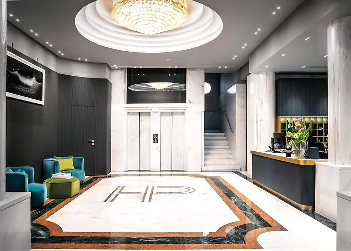 Hotel 5 stelle: Hotel Plaza E De Russie - Relais & Chateaux