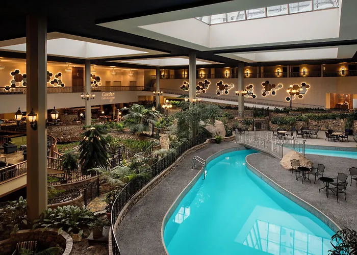 Pet Friendly hotel: Saskatoon Inn & Conference Centre
