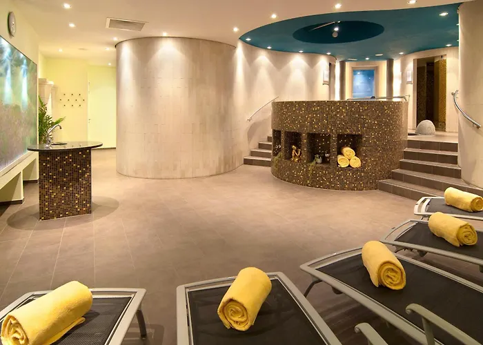 Sunstar &SPA