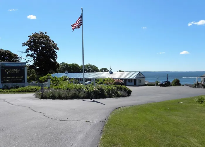 Villa: Colonial Gables Oceanfront Village