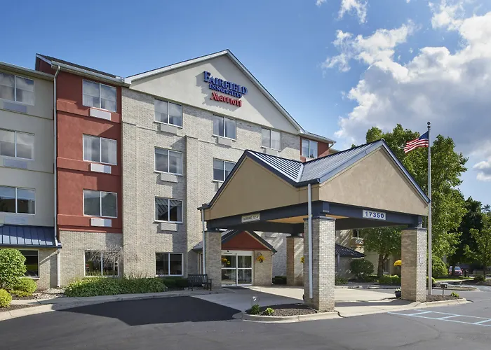 3 star hotel: Fairfield Inn & Suites Detroit Livonia
