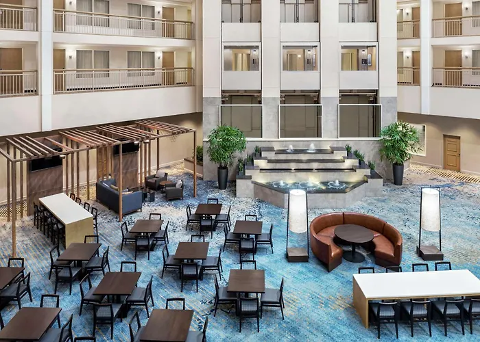 Embassy Suites By Hilton Columbus