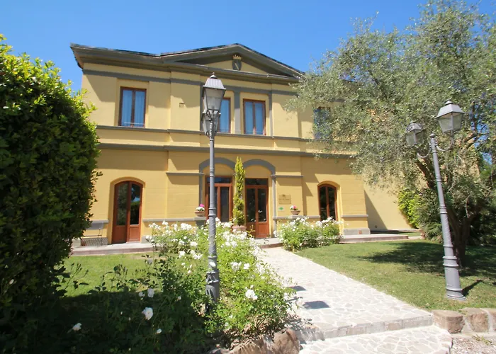 Hotel all'aeroporto: Hotel Villa Betania