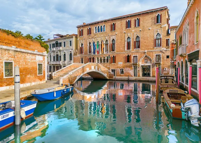Palazzo Marcello Al Sole