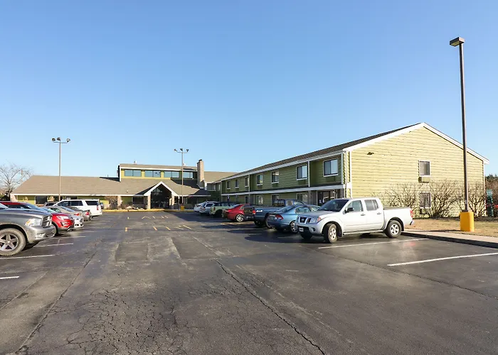 Hotel Wave At Rehoboth Beach