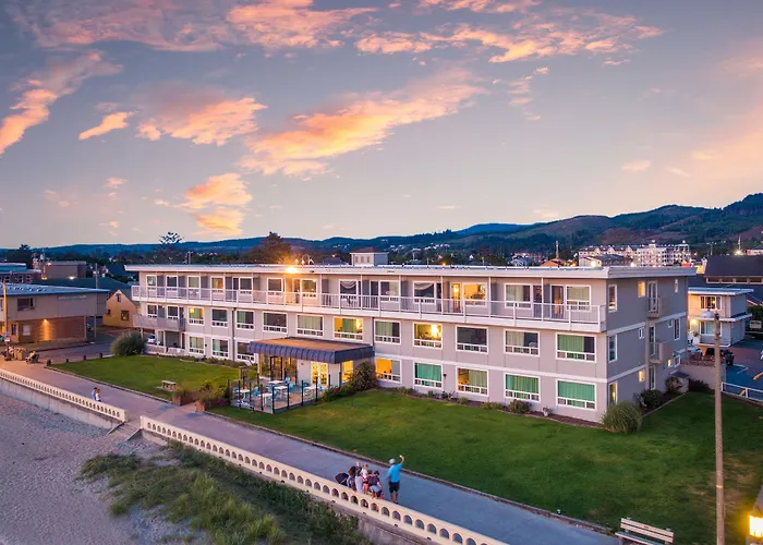 Motel: Seashore Inn On The Beach Seaside