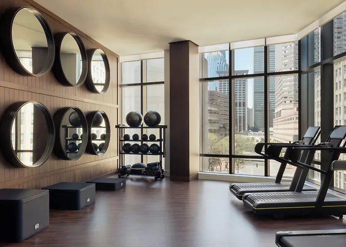 Beach hotel: Boston Common Hotel
