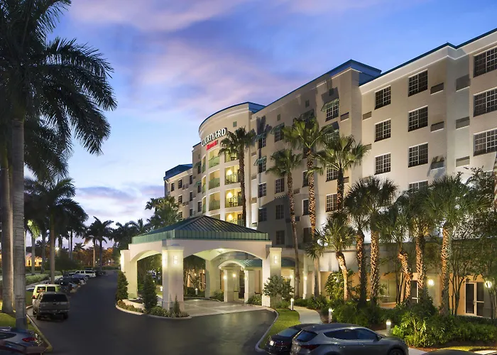 Pet Friendly hotel: Courtyard By Marriott Fort Lauderdale Airport & Cruise Port
