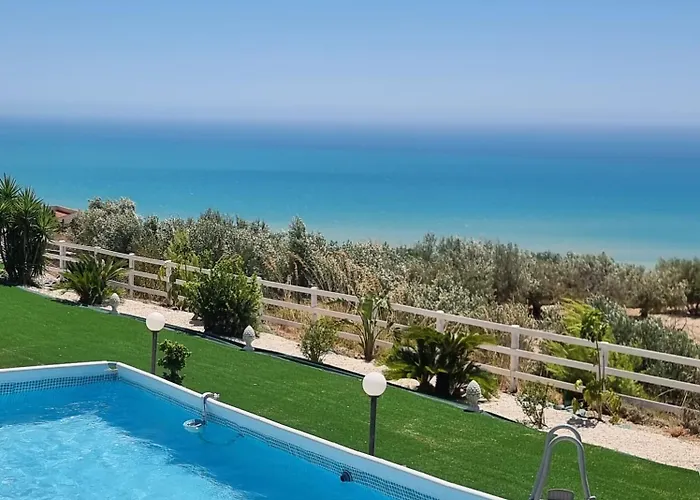 Villa Eden