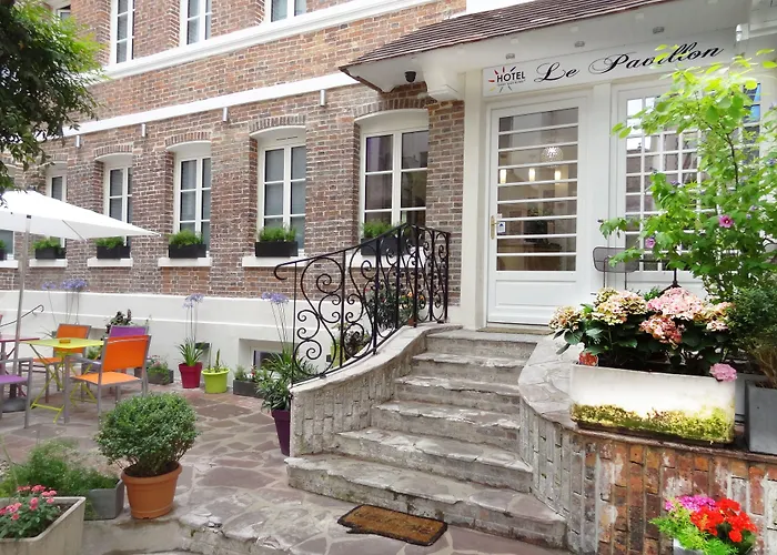  Le Pavillon