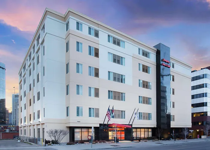 In Luxury hotels Hampton Inn & Suites Denver-Downtown