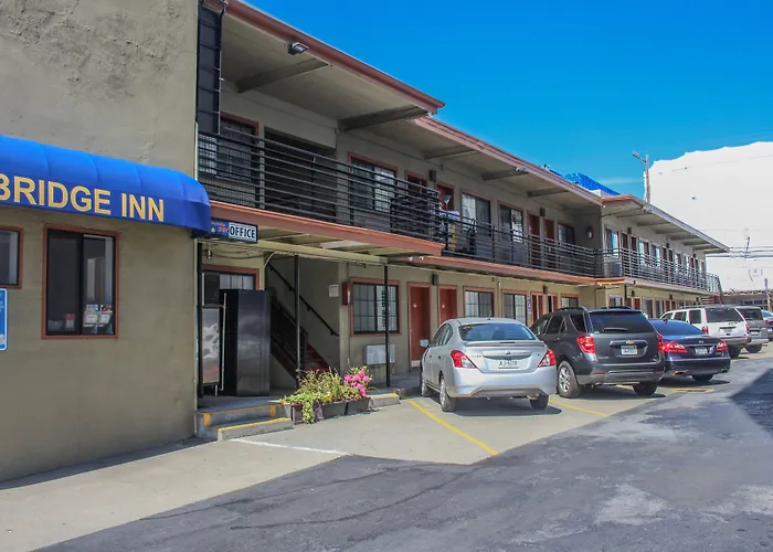 Bay Bridge Inn