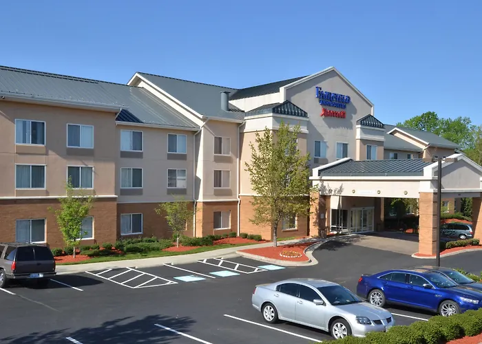 Pet Friendly hotel: Fairfield Inn & Suites By Marriott Richmond Innsbrook