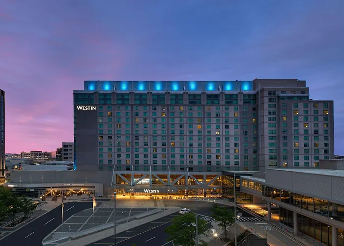 Hotel with Tennis: The Westin Boston Seaport District