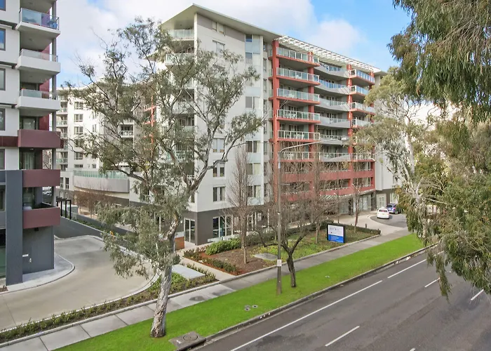 Pacific Suites Canberra