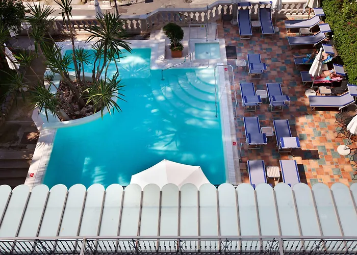 Luxury hotel only: Hotel Zi' Teresa