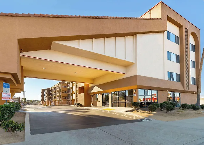Family Hotel: Days Inn By Wyndham Chula Vista-San Diego