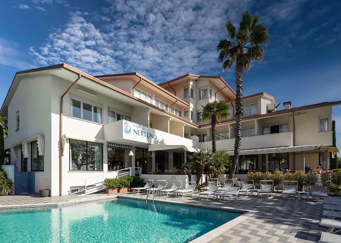Hotels With Four Stars Nettuno