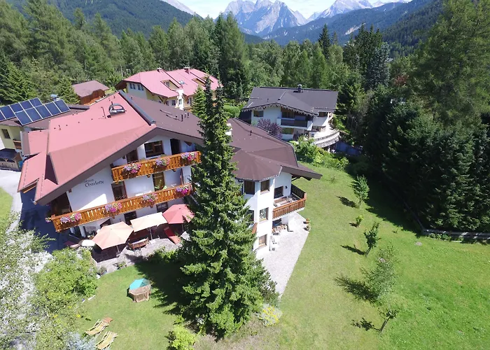 Skihotel: Landhaus Charlotte Apartments Tirol
