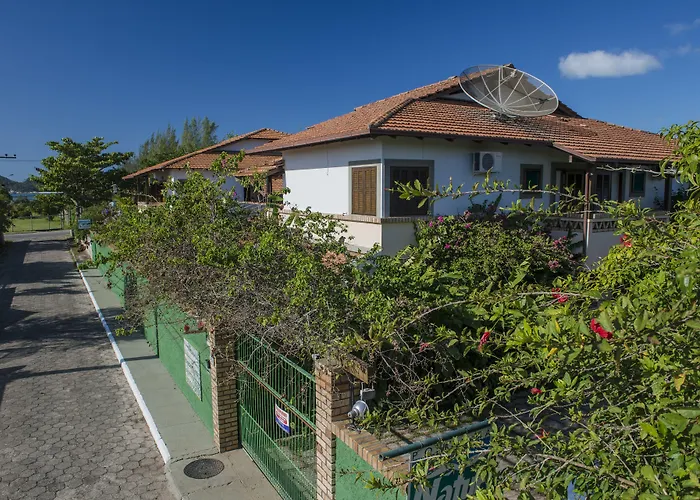 B&B only: Pousada Old Beach