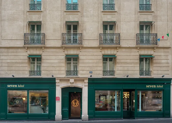 Seven Hotel Paris