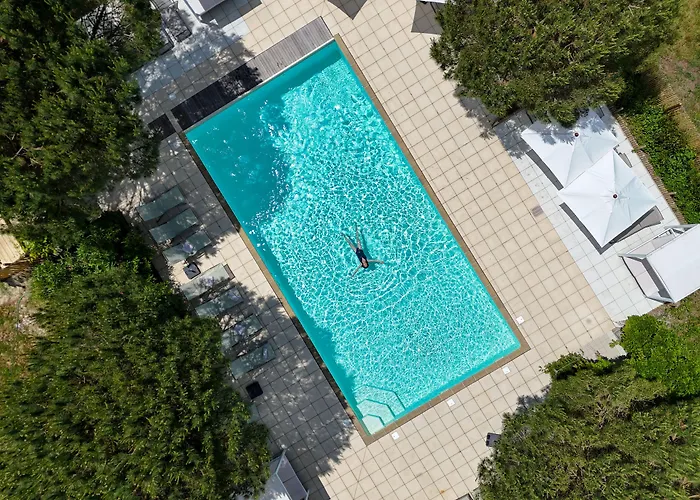 Eco-Domaine La Fontaine - Hotel-Spa - 300 M Plage De La Fontaine Aux Bretons