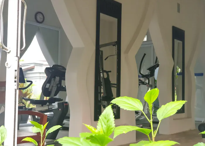 Le Palais Juliana Experience Tradition On Us Book 2 Nights And Get A Free Morning Alms-Giving Session