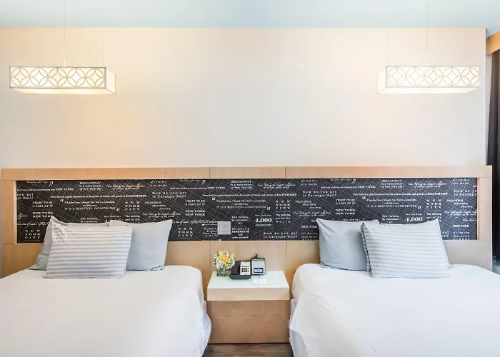 Pets Allowed Hotel Tryp By Wyndham New York City Times Square - Midtown