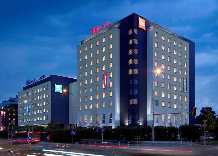 3 star hotel: Ibis Warszawa West Station